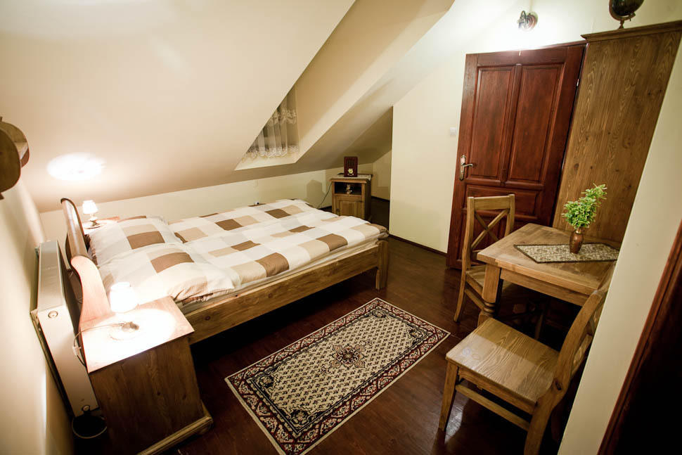 Bed and Breakfast Dwor Na Wichrowym Wzgorzu Przybyslawice Номер фото