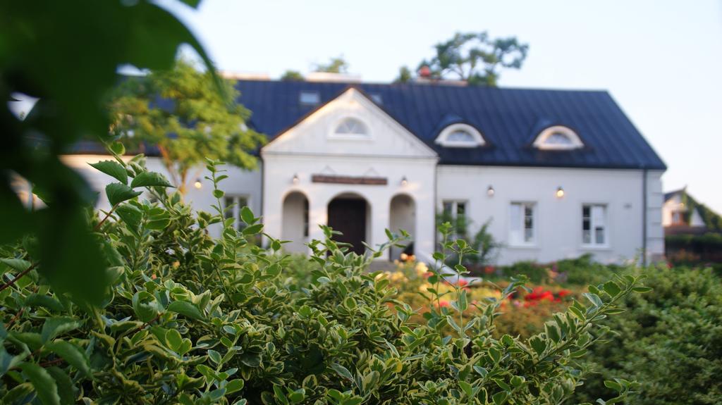 Bed and Breakfast Dwor Na Wichrowym Wzgorzu Przybyslawice Екстер'єр фото