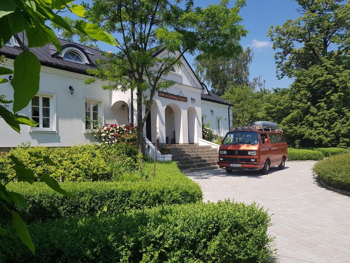 Bed and Breakfast Dwor Na Wichrowym Wzgorzu Przybyslawice Екстер'єр фото